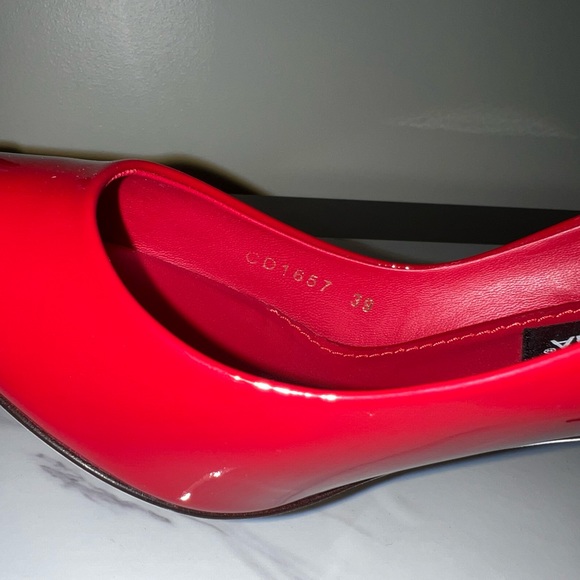 Dolce&Gabbana Cardinale Heels- New with tags - Picture 5 of 5